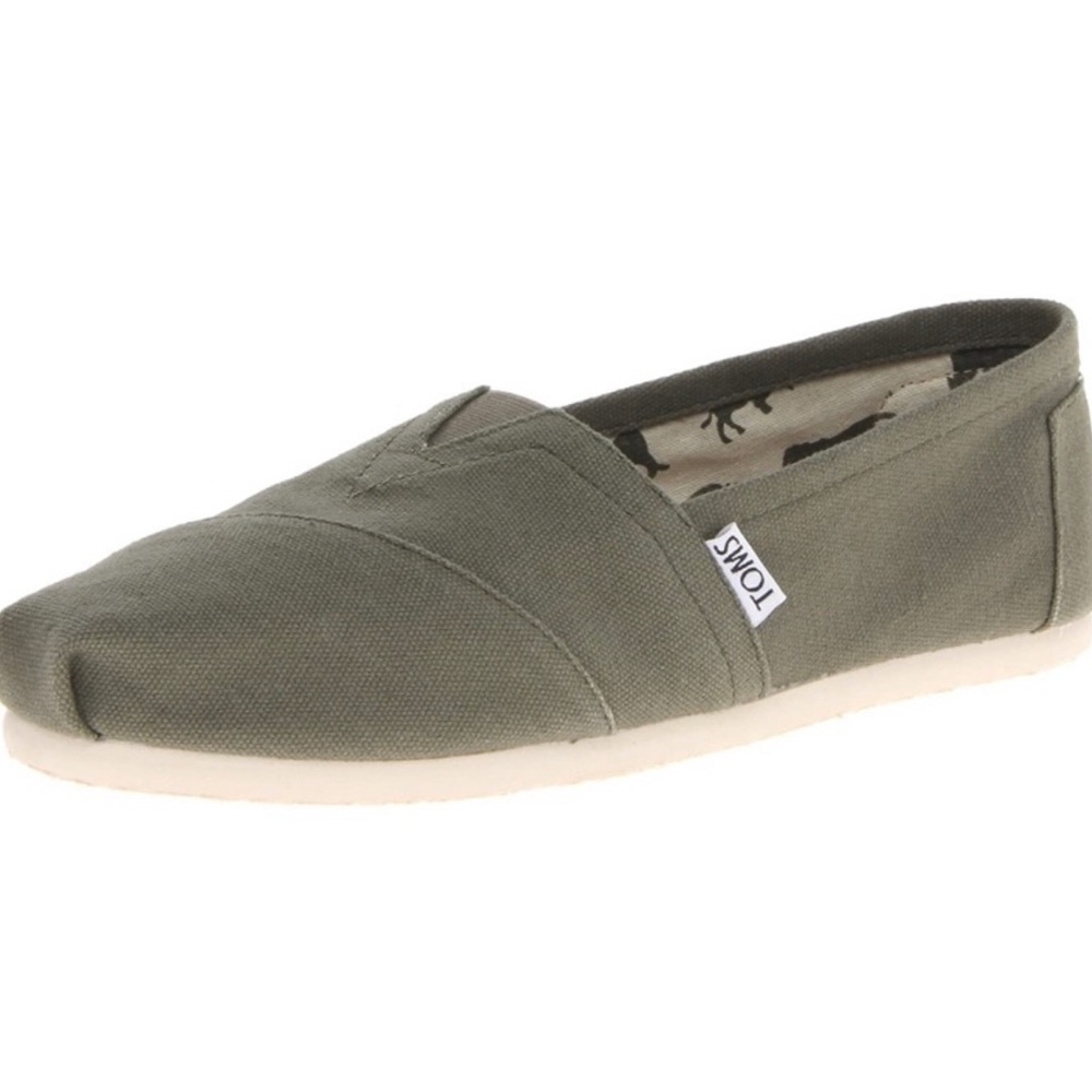 Toms army green shoes - 6.5